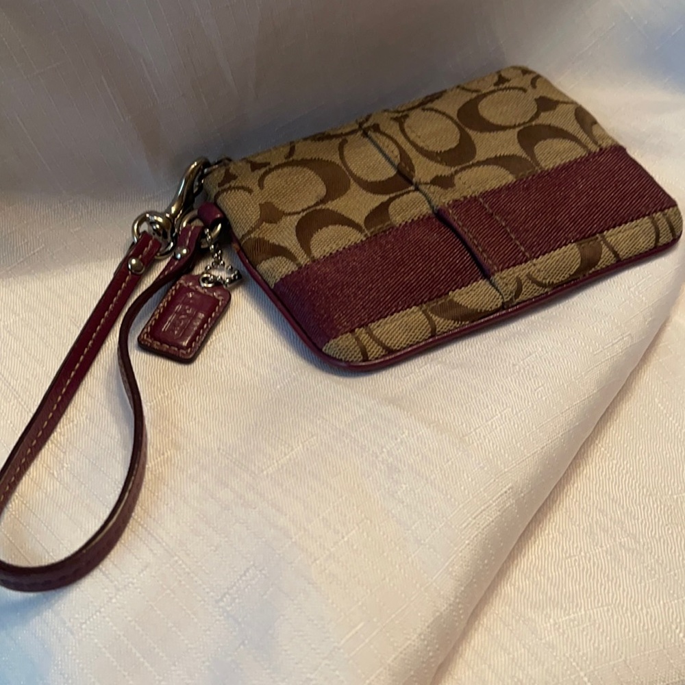 Gentle Used Coach wristlet